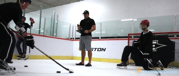 goalie2_570x245.jpg